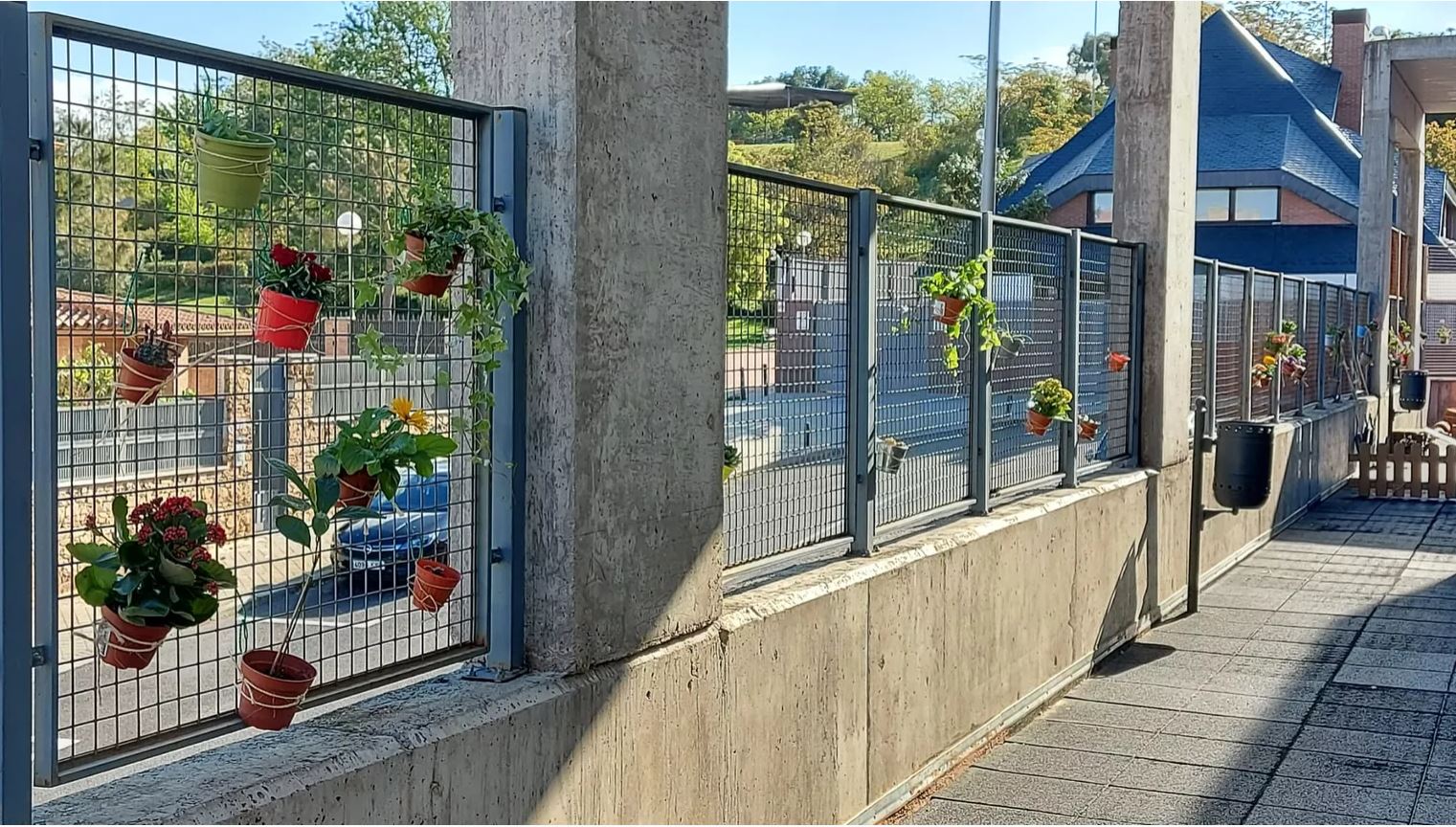 Fachada Escuela de educación infantil Rosa del Azafrán