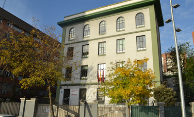 Fachada del colegio público Ermita del Santo