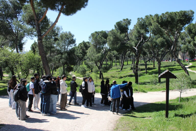 Grupo de alumnos en la Dehesa de la Villa